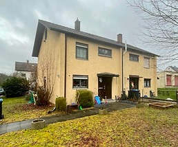 Schöne ruhige Doppelhaushälfte mit großem Garten in guter Lage von Schelklingen